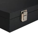 Черно -белая комната американские артисты бату, несущие серию MC Box