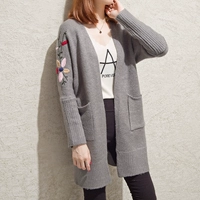 Áo len mùa xuân áo khoác nữ 2018 phụ nữ mới của Hàn Quốc phiên bản của hoang dã dài áo len áo len cardigan nữ lỏng lẻo là mỏng áo cardigan len