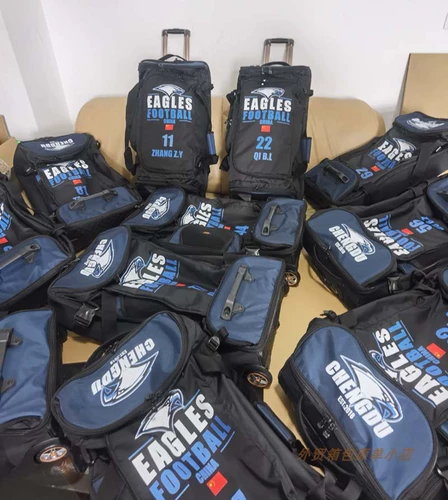 Дорожный спортивный чемодан, рюкзак, хоккей, лыжное снаряжение, в американском стиле, сноубординг