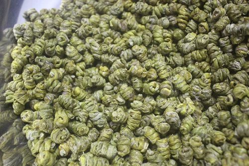 大公山 Yueqing Tie Dendrobium Vandang Maple Dou Три года кандидата от сырой железа.