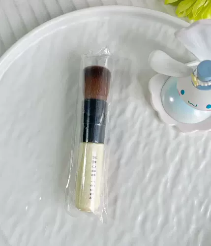 Bobbi brown, щетка, кисть, тональный крем, волшебные румяна