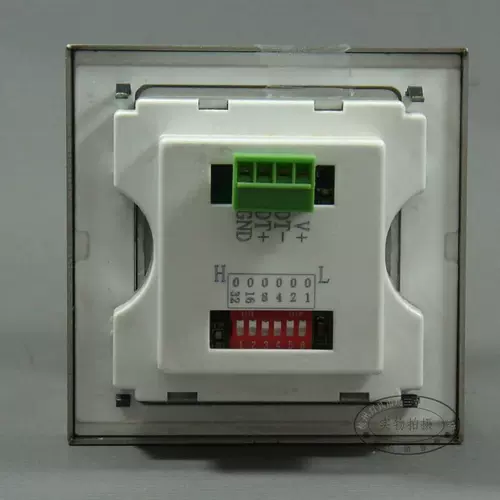 Интеллектуальная центральная воздушная кондиционирование жидкокристаллического переключателя.