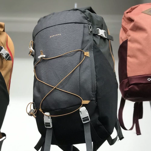 Спортивный рюкзак подходит для мужчин и женщин для отдыха для путешествий