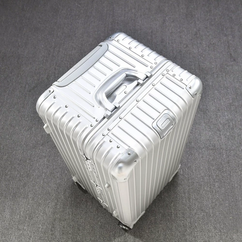Металлический вместительный и большой чемодан, алюминиево-магниевый сплав, увеличенная толщина, 30 дюймов, 32 дюймов, популярно в интернете