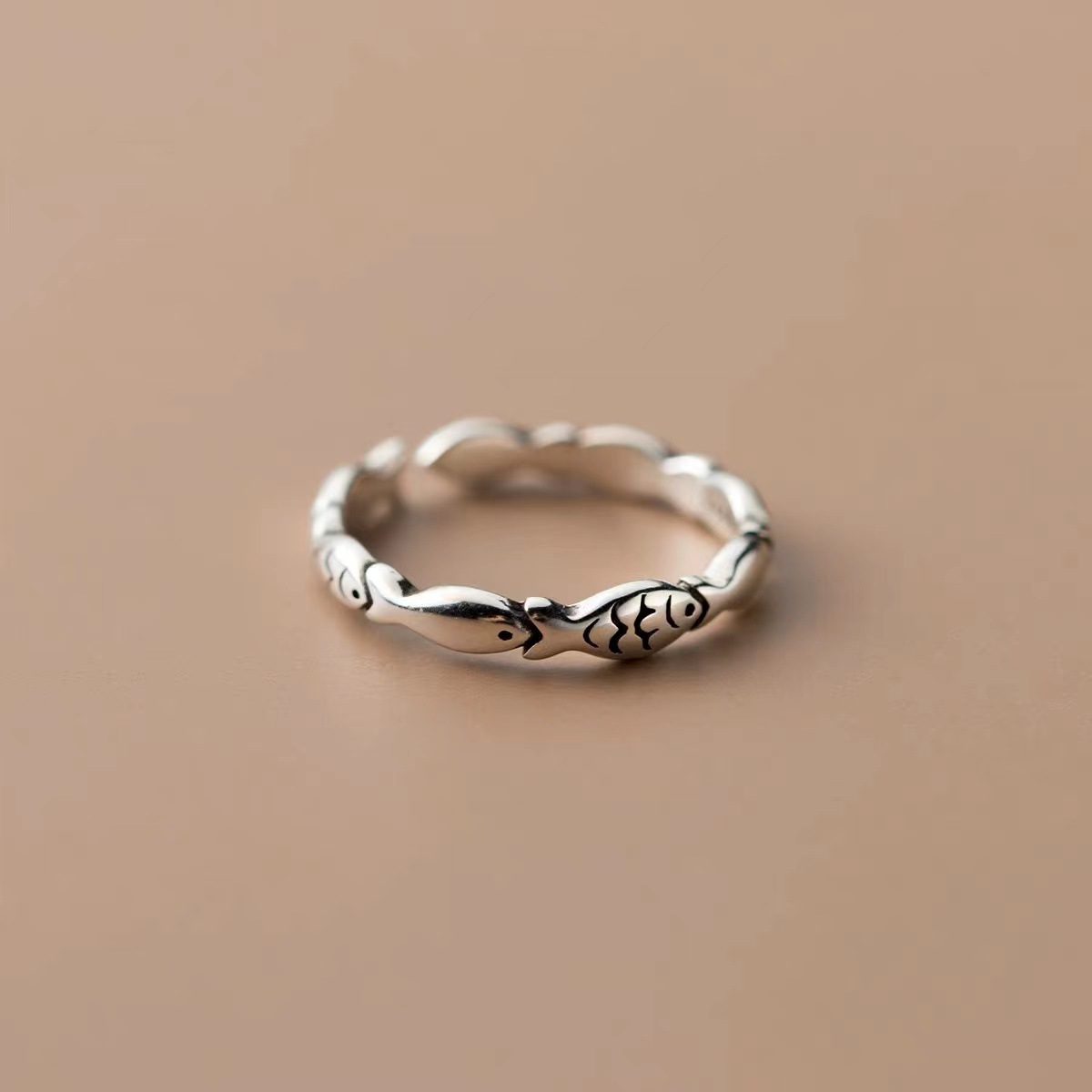 S minimalist Thai sier small fish ring, fashionable and distressed Instagram style, temperament, adjustable opening_voghion.com