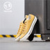 CONVERSE New Converse 1970s Yellow Orange Flip Fur Low Men and Women Giày vải 162374C giày the thao nữ hàng hiệu Plimsolls