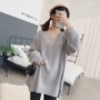 Phụ nữ mang thai áo len thu đông 2018 dài phần phiên bản Hàn Quốc của mẹ bầu phụ nữ mang thai trên chiếc áo lõm màu ma thuật và cổ chữ V đầm bầu thiết kế