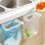 Кухня, мусорное ведро, мусорный мешок, пластиковая система хранения, трубка