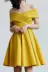 TANSSHOP Đông Nam Á Xếp Li Tắt Vai Chữ Thập Từ Cổ Áo Mỏng Một Từ Midi Dress Dress D173