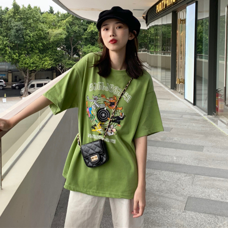 春装韩版宽松休闲卡通短袖T恤女2019新款网红圆领中袖上衣打底衫