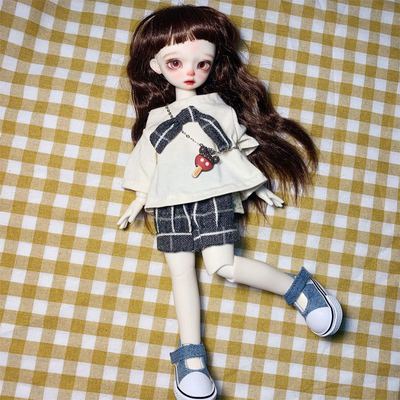 taobao agent [Men and women can wear] BJD6 points baby clothing casual two -piece doll clothing plaid shorts rice white top tide