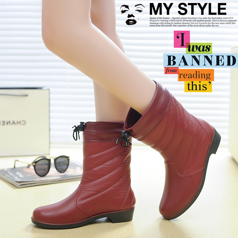 Captured Women Wearing Boots Captured Women Wearing Boots