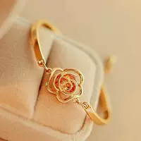 Phiên bản tiếng Hàn của vòng đeo tay nữ hoa hồng rỗng zircon Vòng đeo tay hoa màu vàng mạ vàng cao cấp vòng đá mắt hổ