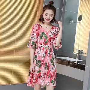 5.20 mát ga mùa hè khí mới V-cổ tay áo in ngọt ngào váy 9803 đầm maxi đi biển