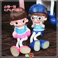 Маленькая кукла