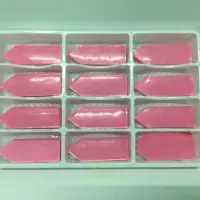 Розовый