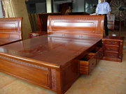 Gỗ gụ nội thất giường gỗ hồng sắc màu dứa lưới gỗ rắn đơn giản mới phòng ngủ Trung Quốc 1,8 m 1,5 m giường đôi - Giường