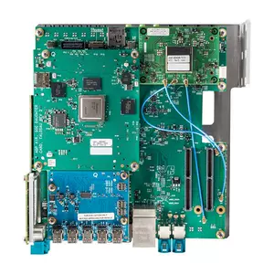 Платформа разработки автомобилей Snapdragon на основе Qualcomm Snapdragon SA6155P