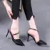 Giày sandal đế bệt nữ đế bệt nữ 2019 hè mới Pháp hoang dã cao gót cao gót nhọn màu đen gợi cảm - Sandal Sandal