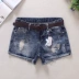 2019 mới xuân hè hè Quần short denim nữ hoang dã Phiên bản Hàn Quốc sang trọng mài trắng mài quần học sinh nóng bỏng - Cộng với kích thước quần áo Cộng với kích thước quần áo