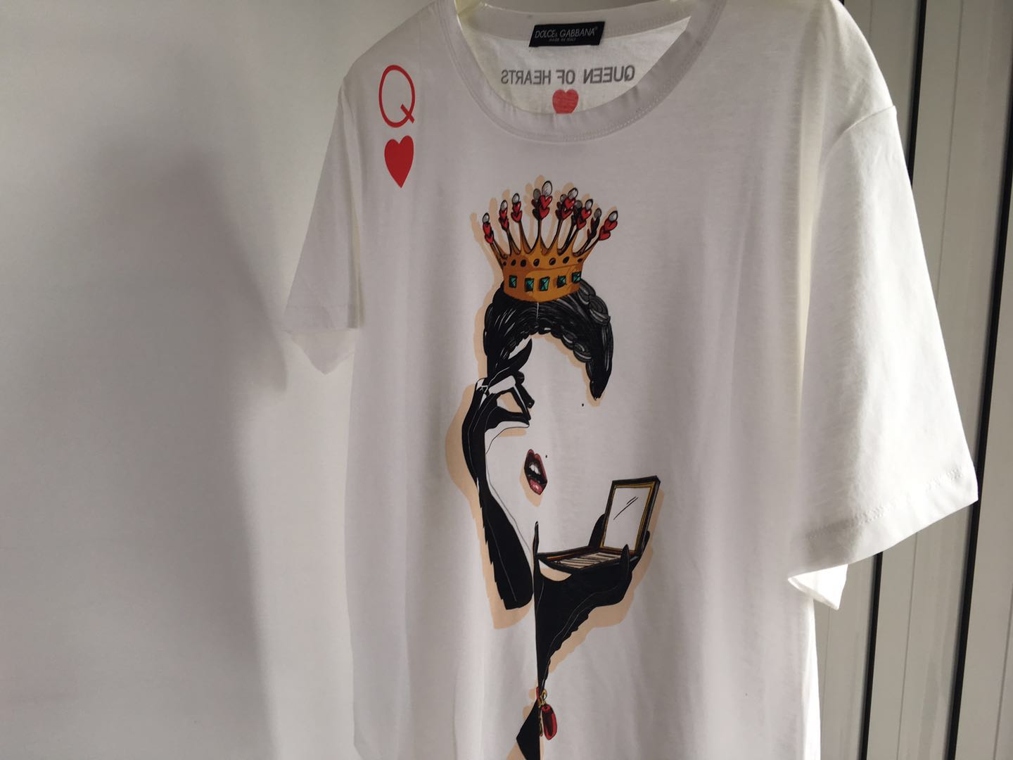 Queen On White BackgroundGreat pure cotton T-shirt at will fashionable Easy to match Self retention recommend ! universe Department store Class 2, grade 3 Zhou Xingxing