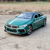 Зеленый BMW M8