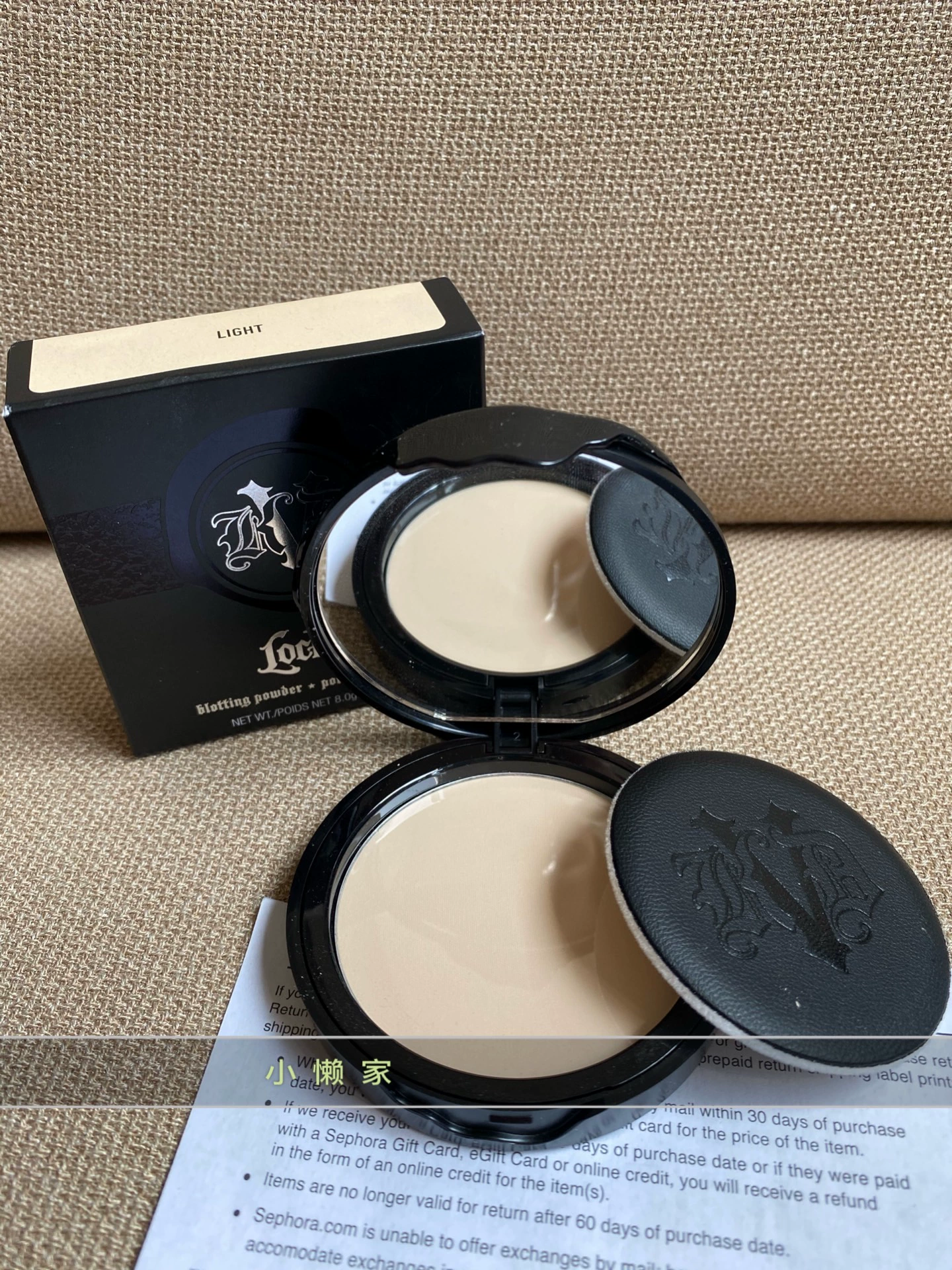 Spot KVD Powder cake katvond Phấn phủ trang điểm matte cake Oil control Honey Powder Light Fair - Bột nén