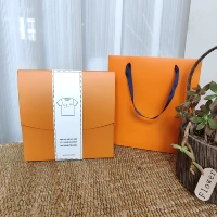 Индивидуальная оранжевая цветная бумага, шарф, квадратная подарочная коробка, подарок на день рождения, сделано на заказ