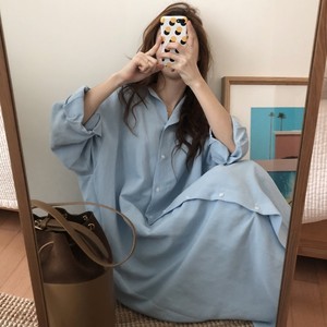 Một là đủ để mặc ~ ins Hàn Quốc chic ánh sáng trưởng thành thanh lịch gió lười phù hợp với cổ áo sơ mi cotton dài ăn mặc váy ngắn