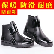 Giày đi mưa ấm áp cho nam ống ngắn cộng với nhung bông mưa ủng Hàn Quốc thấp để giúp giày cao su nam trượt giày mùa thu đông