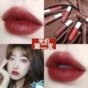 Ins super fire mờ lip glaze không đánh dấu son dưỡng ẩm Hàn Quốc không thấm nước son bóng mô hình sinh viên thối màu cà chua - Son bóng / Liquid Rouge