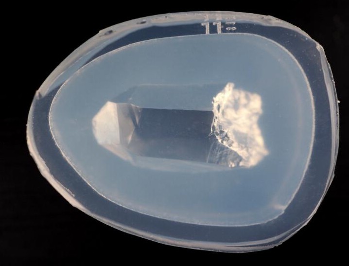 Pinkdiy Gutta percha transparent silica gel mould Crystal Glue  mould silica gel mineral Spar Crystal Cluster transparent mould
