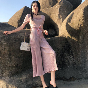 Hàn quốc phiên bản của retro tính khí lưới khâu ngắn tay T-shirt + ren đàn hồi eo xếp li chín điểm quần chân rộng phù hợp với phụ nữ