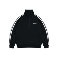 Черная толстовка