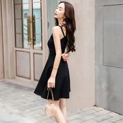Mùa hè 2019 mới của phụ nữ khí chất eo thon thon một từ nhỏ váy đen đầm quây gợi cảm - Váy eo cao