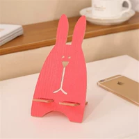 Красный кролик