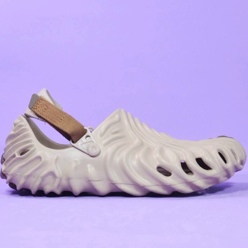 Crocs 22 Новая Строка Волны участвуют в летних отпечатках, отверстия обуви, противоскользящие мужские и женские и лучшие пляжные сандалии 207393