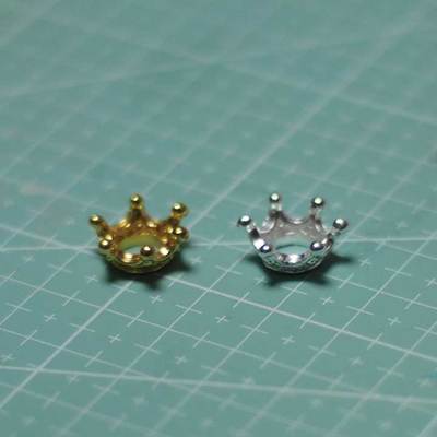 taobao agent BLYTHE LICCA Monster 6 points 8 points BJD doll OB11 jewelry DIY material super mini crown 5