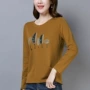 Áo sơ mi đẫm máu của mẹ Áo thun cotton dài tay cộng với phân bón XL Quần áo mùa thu của phụ nữ bên ngoài mặc quần áo cho người trung niên áo kiểu tuổi 60