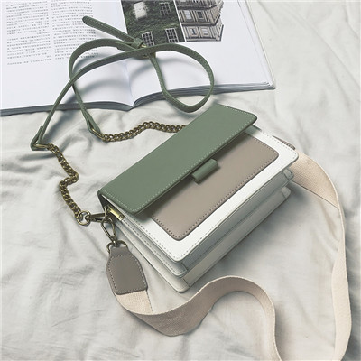 Greenthis year popular French minority Bag Foreign style Female bag 2021 new pattern Fashionable and versatile Advanced sense One shoulder Inclined shoulder bag