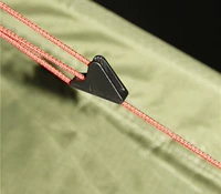 Треугольная регуляция пряжка. Черный 3-4 мм