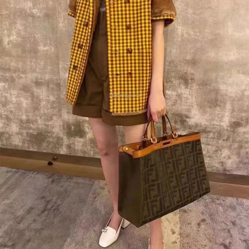 Positive Old Money2021 Spring and summer new pattern Bag high-capacity portable Tote Bag The single shoulder bag Canvas bag tote Female bag fashion Simplicity