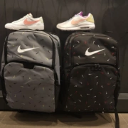 Túi đeo vai nam Nike túi xách 2019 mới túi thể thao túi du lịch ba lô túi ba6039-010-065 - Ba lô
