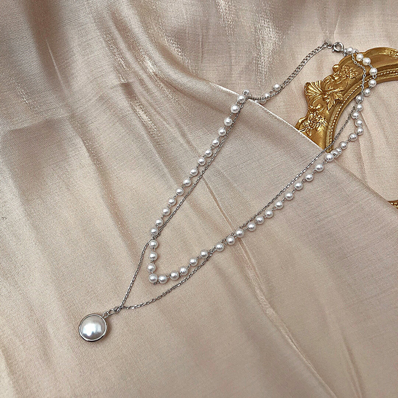 Silver shell bead pendant double layer necklace