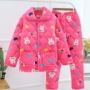 Mùa đông phụ nữ flannel đồ ngủ ba lớp dày san hô lông cừu nhà dịch vụ áo khoác cotton áo khoác ấm áp và thoải mái mặc bên ngoài phù hợp đồ pijama