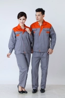 Оранжево-красный