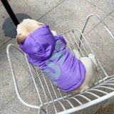 Толстая хлопчатобумажная куртка собаки в зимнем сезоне домашних животных, борьба с снежным снежным