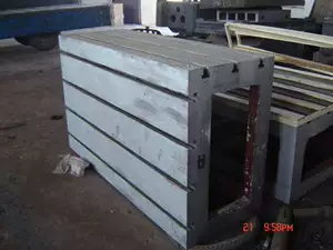 Чугуновая T -обработанная кубика кубиков квадратная коробка чугуна квадратная квадратная трубка T -обработка железного квадратного танка t -слоты t -обработки t -обработки настраиваются в соответствии с рисунками клиентов