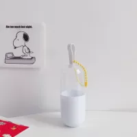 Белый (отправлять наклейки)