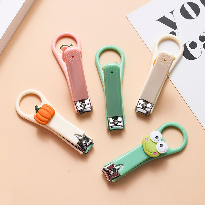 Random One (Unlimited Style)Cartoon Nail clippers girl student lovely originality baby baby girl Single pack children trumpet Portable nail cutters